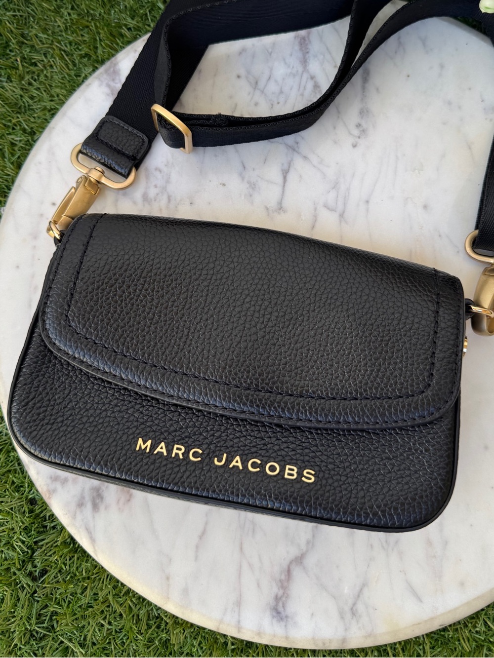 MARC JACOBS Groove Mini Crossbody Bag Black Pebbled Leather Gold Hardware